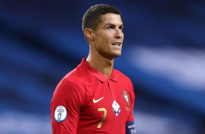 Ronaldo yeni müqaviləyə imza atdı — 200 milyon avro qazanacaq