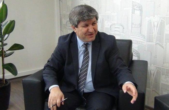 Əvəz Zeynalli Ankaradadır: Müalicə prosesinə başlayır 