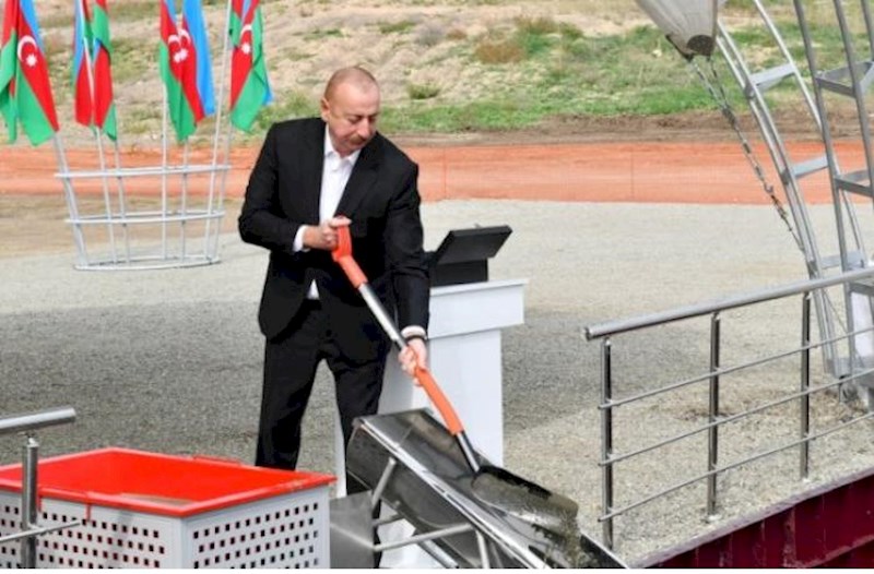 Şuşada inşa ediləcək dördüncü yaşayış kompleksinin təməli qoyuldu