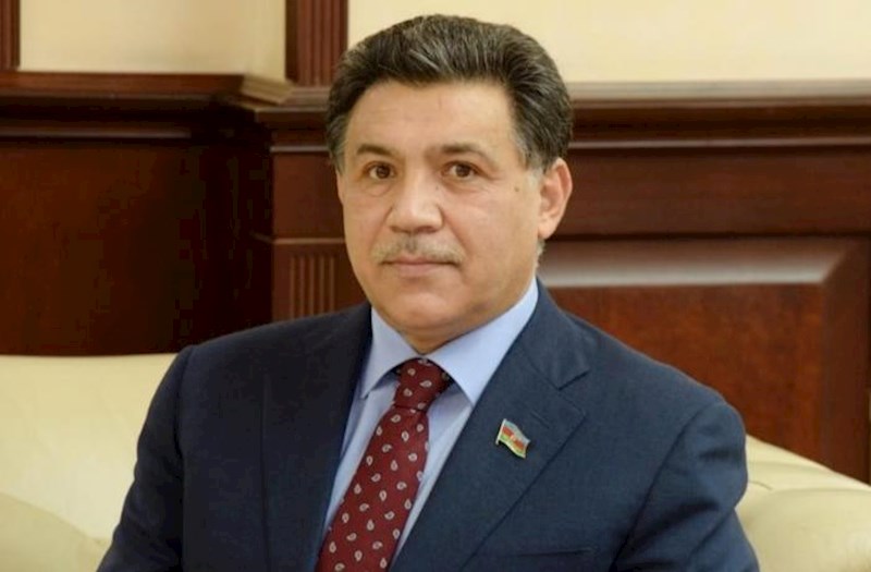 Deputat: “Şəhidlər Xiyabanının girişində turistlərə məlumat verilməlidir”