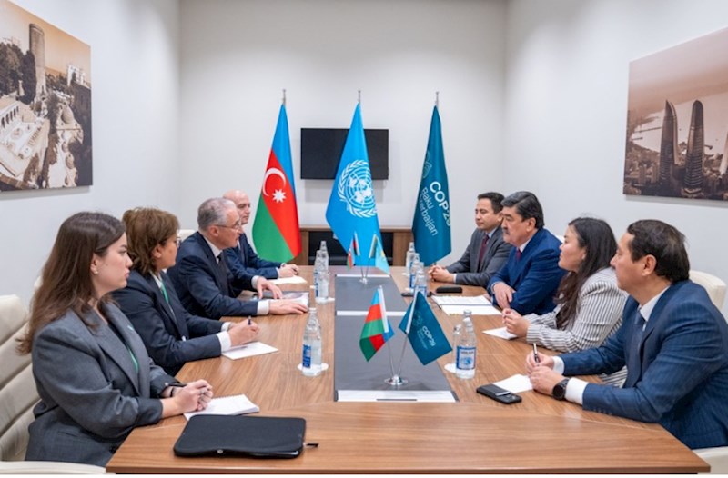 Muxtar Babayev Qazaxıstanın ekologiya naziri ilə Mərkəzi Asiyada iqlim dəyişikliyi ilə mübarizəni müzakirə edib