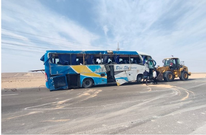 Azərbaycanlı turistləri daşıyan avtobus Misirdə qəzaya uğradı — FOTO 