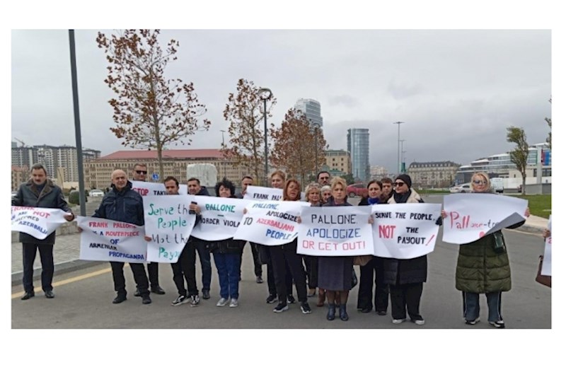 Bakıda Frank Peloniyə qarşı etiraz aksiyası