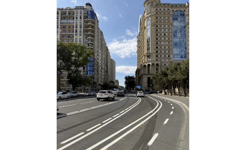 Bakının bəzi küçələrində mikromobillik zolaqları təşkil edilir