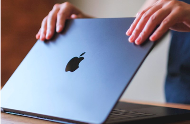 “Apple” sensor ekranlı noutbuk buraxacaq