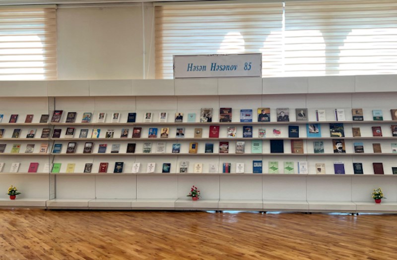 Milli Kitabxanada “Həsən Həsənov - 85” adlı ənənəvi kitab sərgisi açılıb