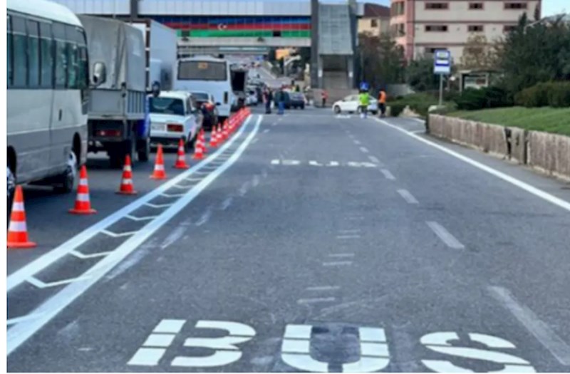 Bu avtobuslar üçün xüsusi hərəkət zolağı yaradıldı 