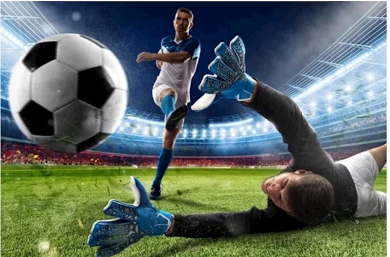İran futbolunda qalmaqal: Komanda üzvü qapıçını vurdu