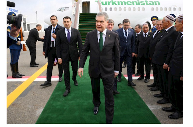 Qurbanqulu Berdiməhəmmədov Azərbaycana səfərə gəlib — FOTOLAR 