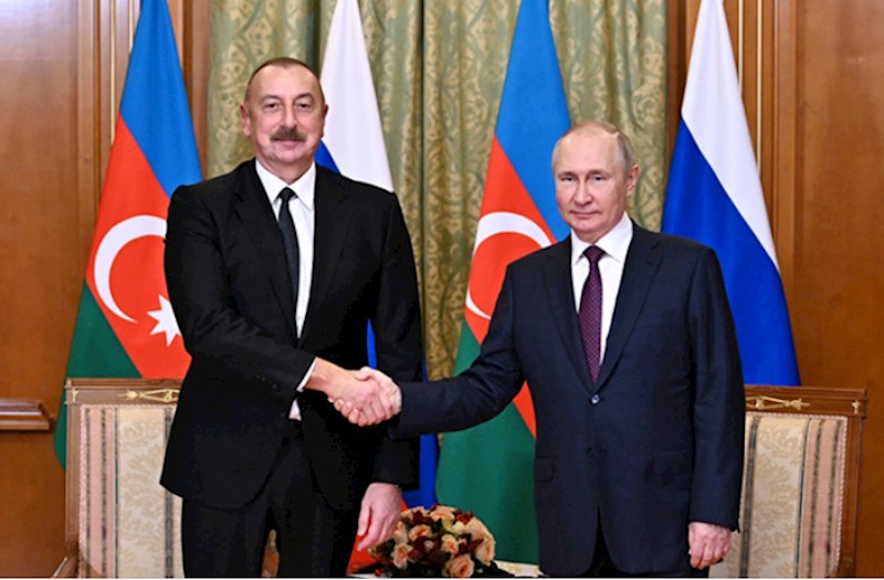 Prezident Putinə zəng etdi 