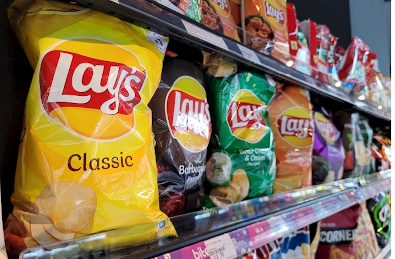 “Lay's” çipslərinin ölümcül TƏHLÜKƏSİ — Azərbaycanda satışı qadağan ediləcək? 