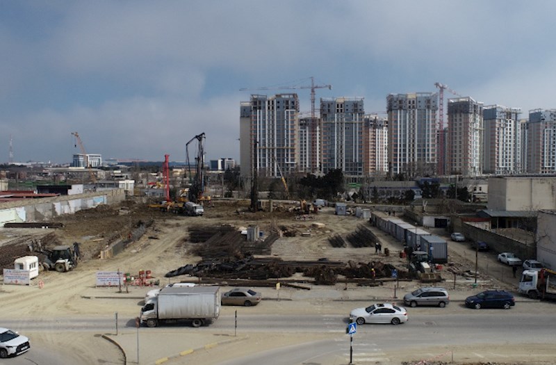 Su təchizatında yaranan müvəqqəti fasilələr dayanıqlı su təminatına xidmət edir — FOTOLAR