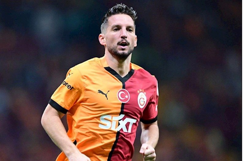 Mertens Neapol şəhərinin fəxri vətəndaşı olacaq 