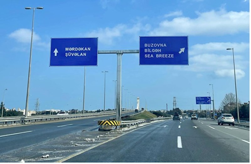 Yol nişanlarındakı Nardaran adı niyə “Sea Breeze”ə dəyişdirilib? — FOTOLAR 