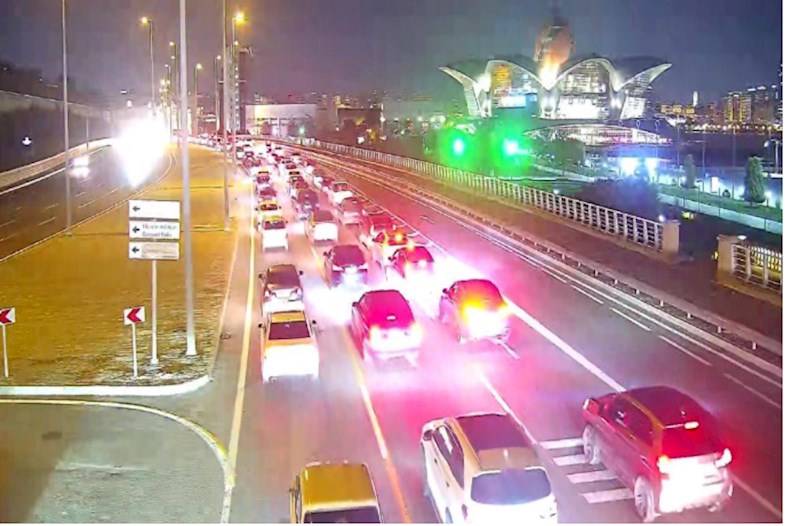Paytaxtın bəzi yollarında sıxlıq müşahidə olunur — SİYAHI