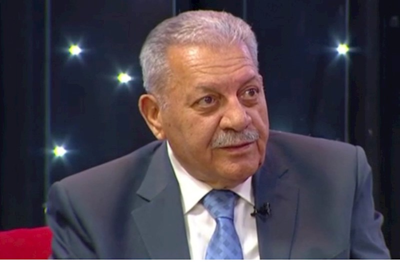 “Dodağını şişirdən müğənnilər xalqı məhv ediblər”