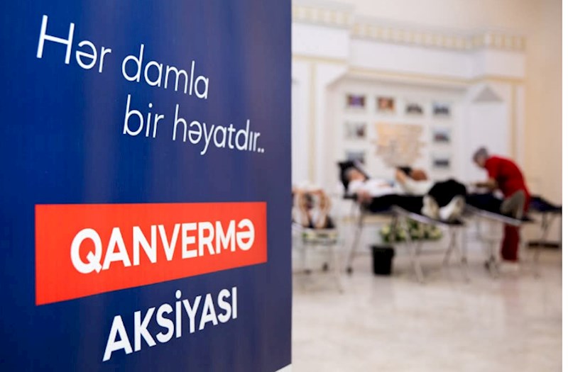 ADY əməkdaşları ənənəvi qanvermə aksiyasında iştirak etdi — FOTOLAR