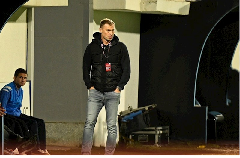 Azərbaycanda komanda meydana baş məşqçisiz çıxacaq?
