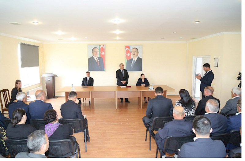 Sevindik Hətəmov vətəndaşları qəbul etdi — FOTOLAR