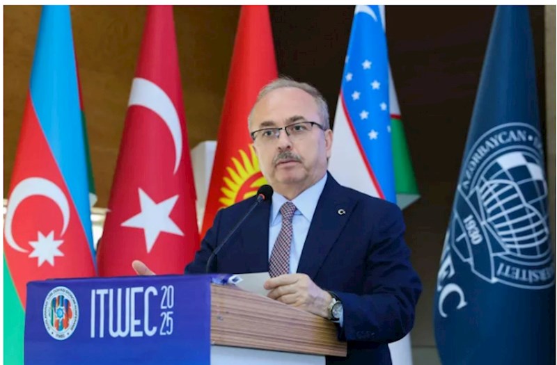 "5 min tələbənin hər mövzuda yanında olmağa çalışırıq" — Türkiyə səfiri (FOTOLAR) 
