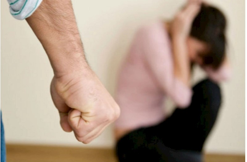 Neftçalada şəhid anası qohumları tərəfindən döyüldü 