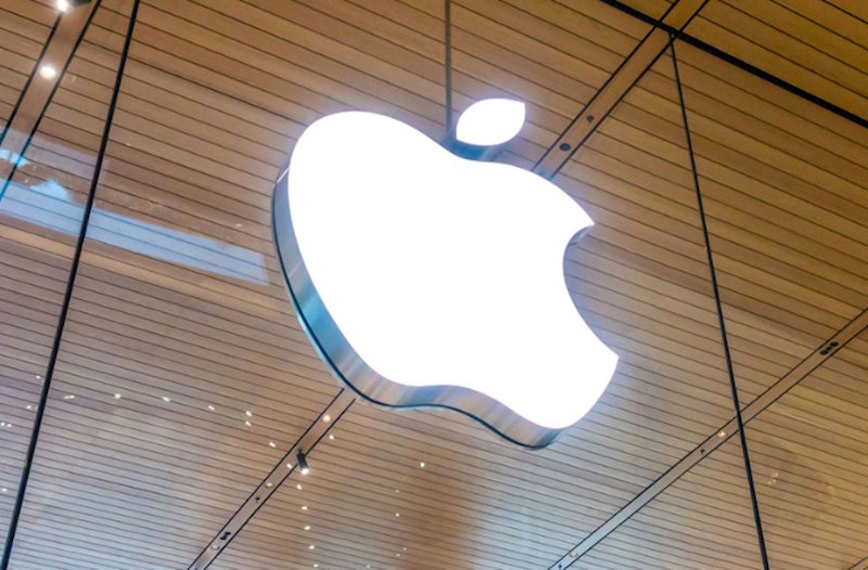 Məhkəmə LGBT təbliğatına görə "Apple"ı cərimələyib