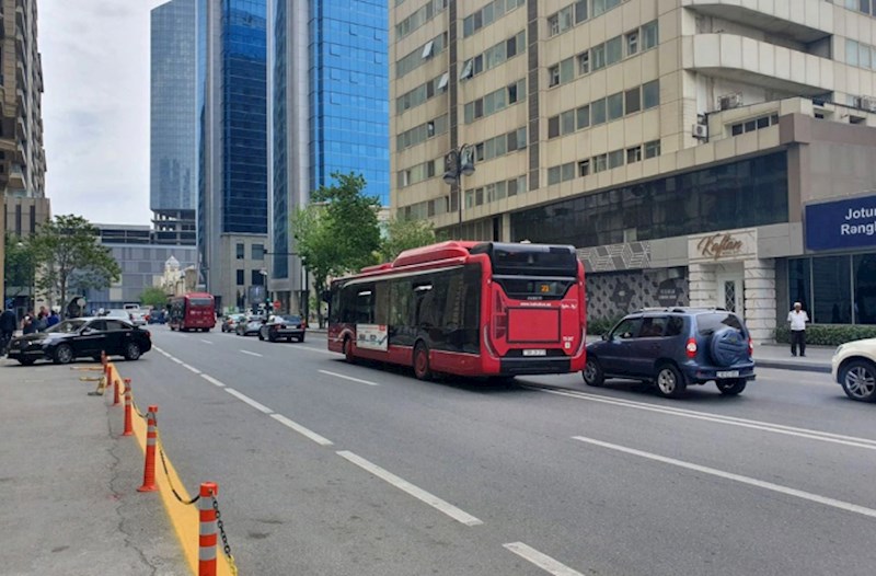 Obyektlərin qarşısında maşın saxlamağa niyə icazə verilmir?