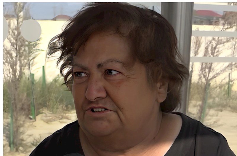Sığınacaqdan çıxarılan qadın danışdı: "Natəmiz vəziyyətdə yaşayıram, gecələr də küçədə qalıram" (VİDEO)
