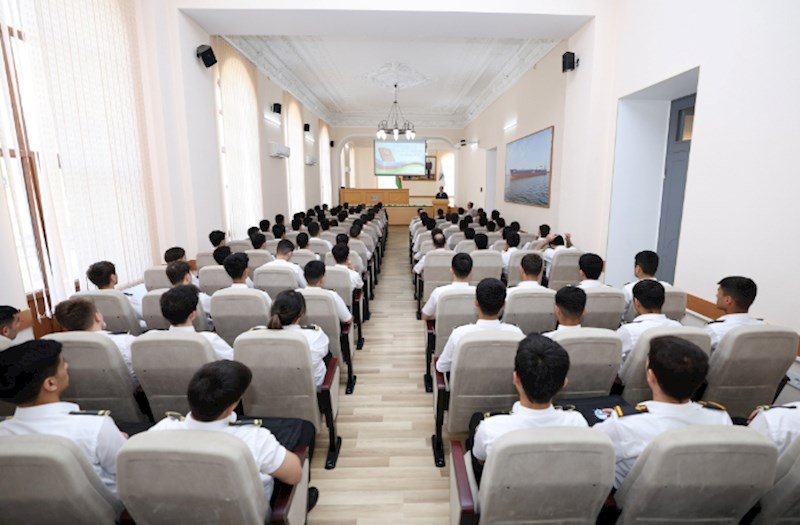 “Konstitusiya və Suverenlik İli” çərçivəsində ADDA-da seminar keçirilib — FOTOLAR
