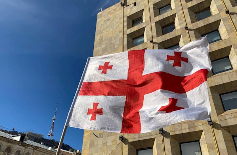 Gürcüstan ölkədən avtomobil ixrac etməyi qadağan edib