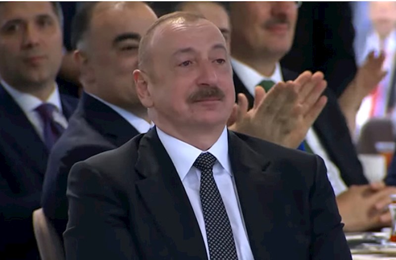 Laçında Prezidenti kövrəldən ifa — VİDEO