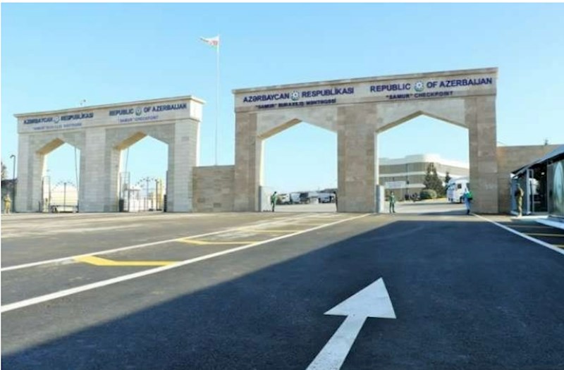 İyunun 1-də quru sərhədlər açılacaq? 