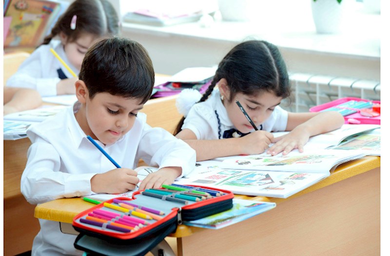 Şagirdlərin yerdəyişməsi müvəqqəti dayandırılır