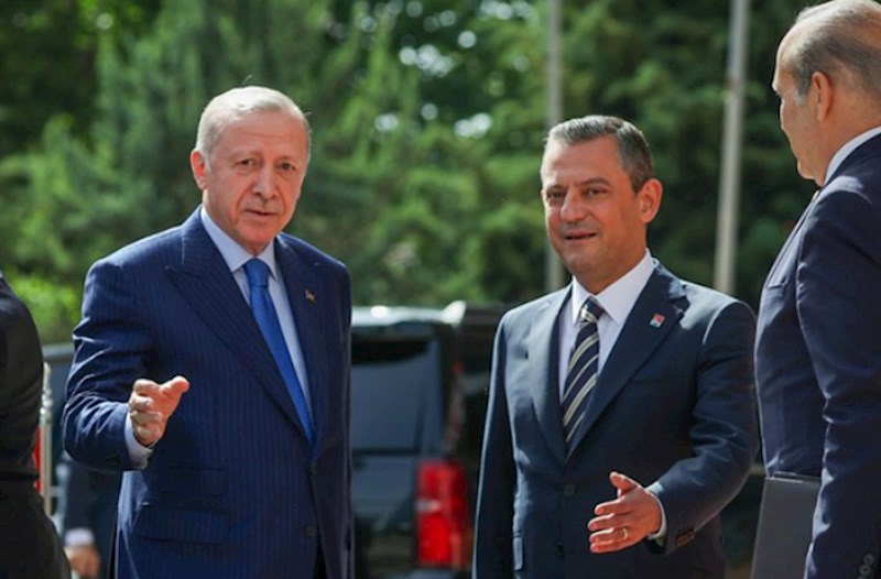 Ərdoğan hücuma məruz qalan Özələ zəng vurdu