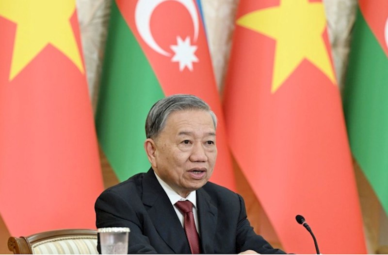 To Lam Şəhidlər xiyabanını ziyarət edib