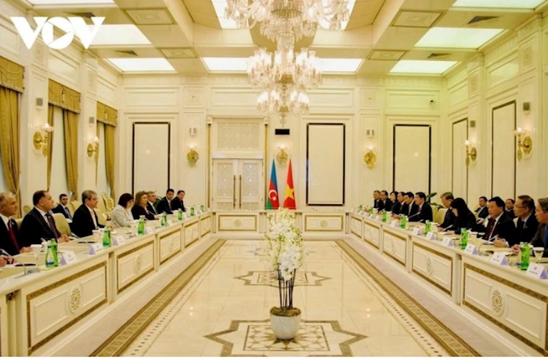 Sahibə Qafarova vyetnamlı həmkarını Azərbaycana səfərə dəvət etdi