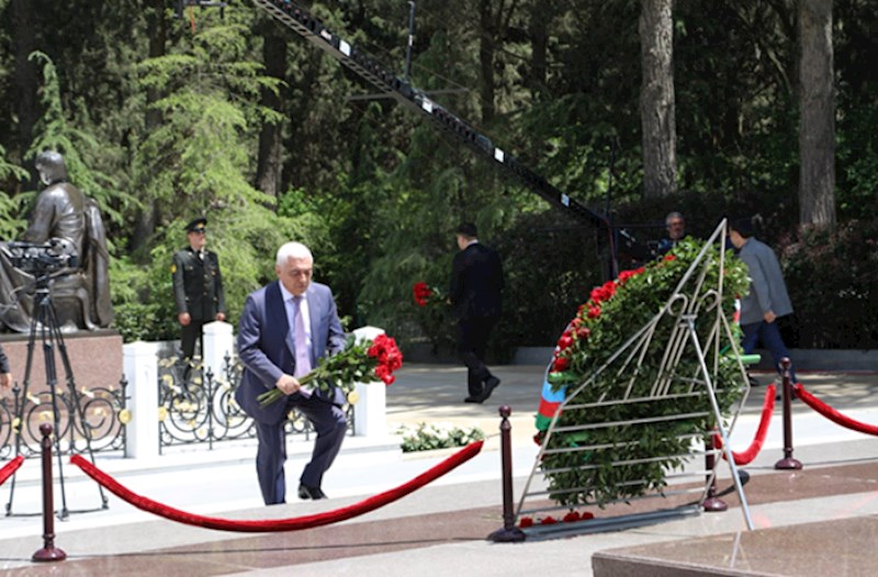 “AzərEnerji” Heydər Əliyevlə bağlı tədbirlər keçirib — FOTOLAR