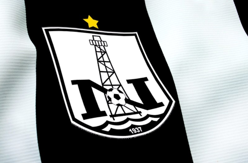 "Neftçi"dən 10 transfer 