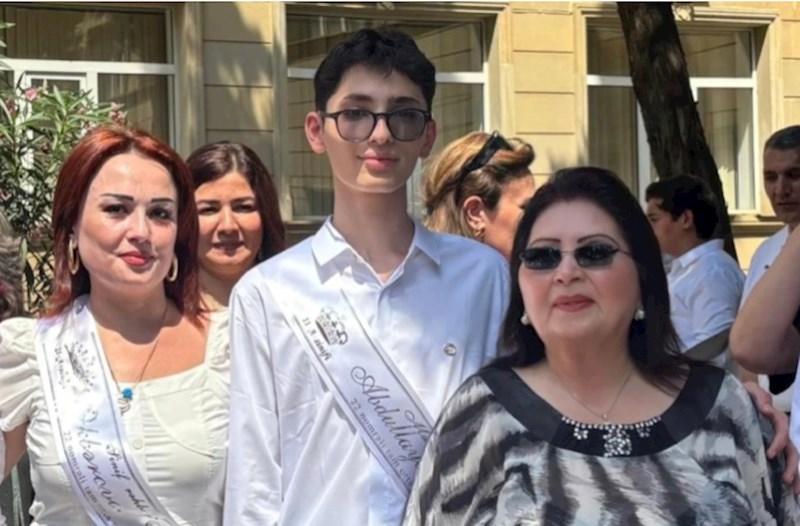 Şahnaz Haşımovanın məzun olan nəvəsi — FOTOLAR