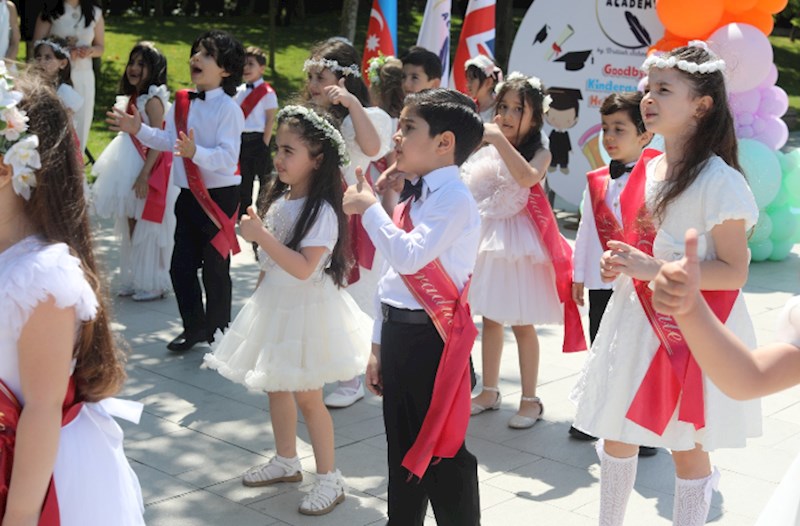 "Kids Academy by British School" Körpələr Evi-Uşaq Bağçasında "Məzun günü" — FOTOLAR