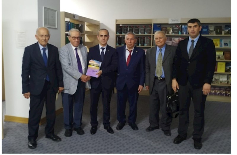 İraq Respublikasının Strateji Araşdırmalar Mərkəzinin rəhbəri MEK-də olub 