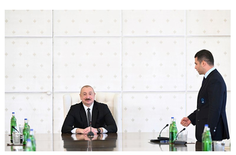 Prezidentin dünya çempionları ilə görüşünün VİDEOSU