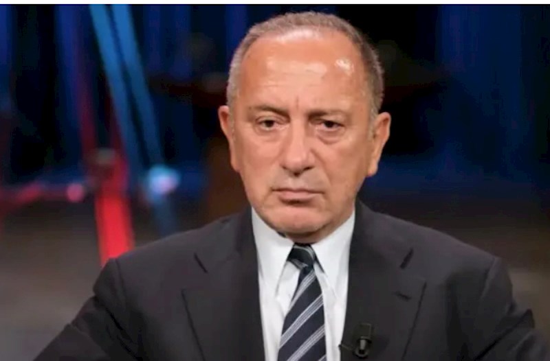 Tanınmış jurnalist Fatih Altaylı həbs edildi