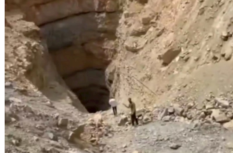 İranın Fordo nüvə mərkəzi ABŞ-ın atdığı bombadan sonra — VİDEO 