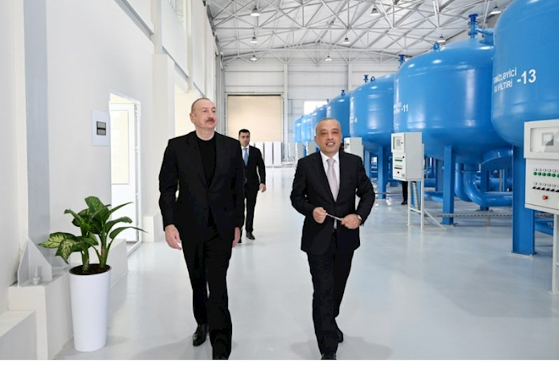 İlham Əliyev Yevlaxda qumsüzgəc texnologiyalı sutəmizləyici qurğunun açılışında iştirak edib — YENİLƏNİB 