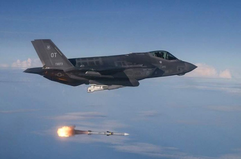 Britaniya ABŞ-dan nüvə silahı daşıya bilən F-35A qırıcıları alacaq