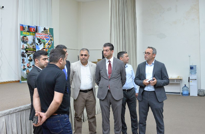 Media qurumlarının rəhbərləri və influenserlər sertifikatlaşdırma imtahanını izləyiblər — FOTOLAR