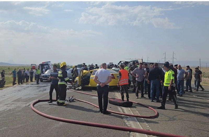 Naxçıvanda ağır yol qəzası: Ölən və yaralananlar var