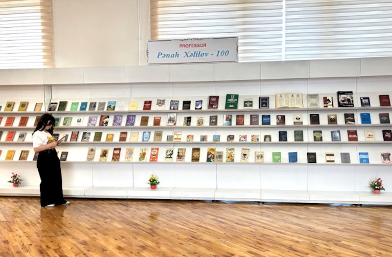 Milli Kitabxanada “Professor Pənah Xəlilov – 100” adlı kitab sərgisi açılıb