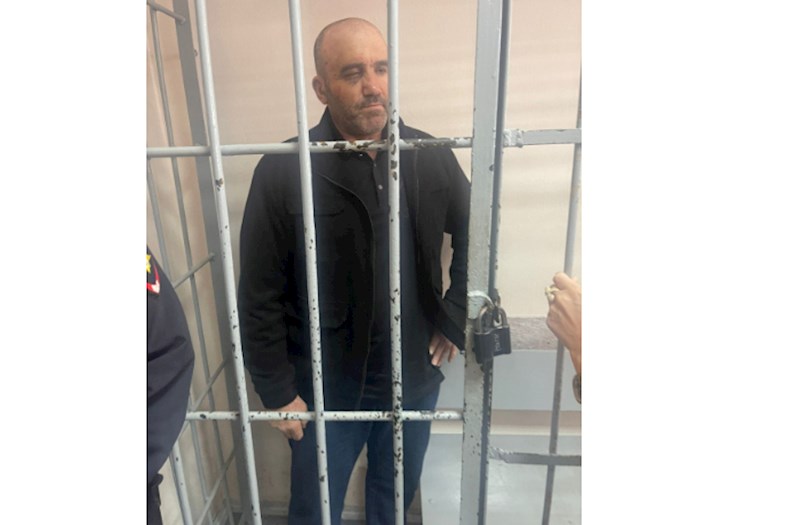 "Yekaterinburqda polis Əhliman Gənciyevi dəyənəklə döyüb, işgəncə verib" — Vəkilindən AÇIQLAMA